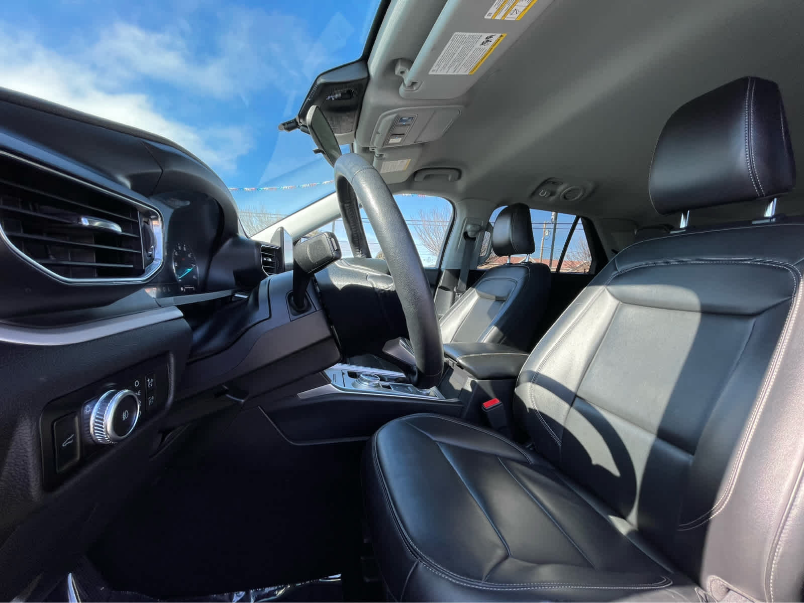 Thumbnail: 2023 Ford Explorer - 26