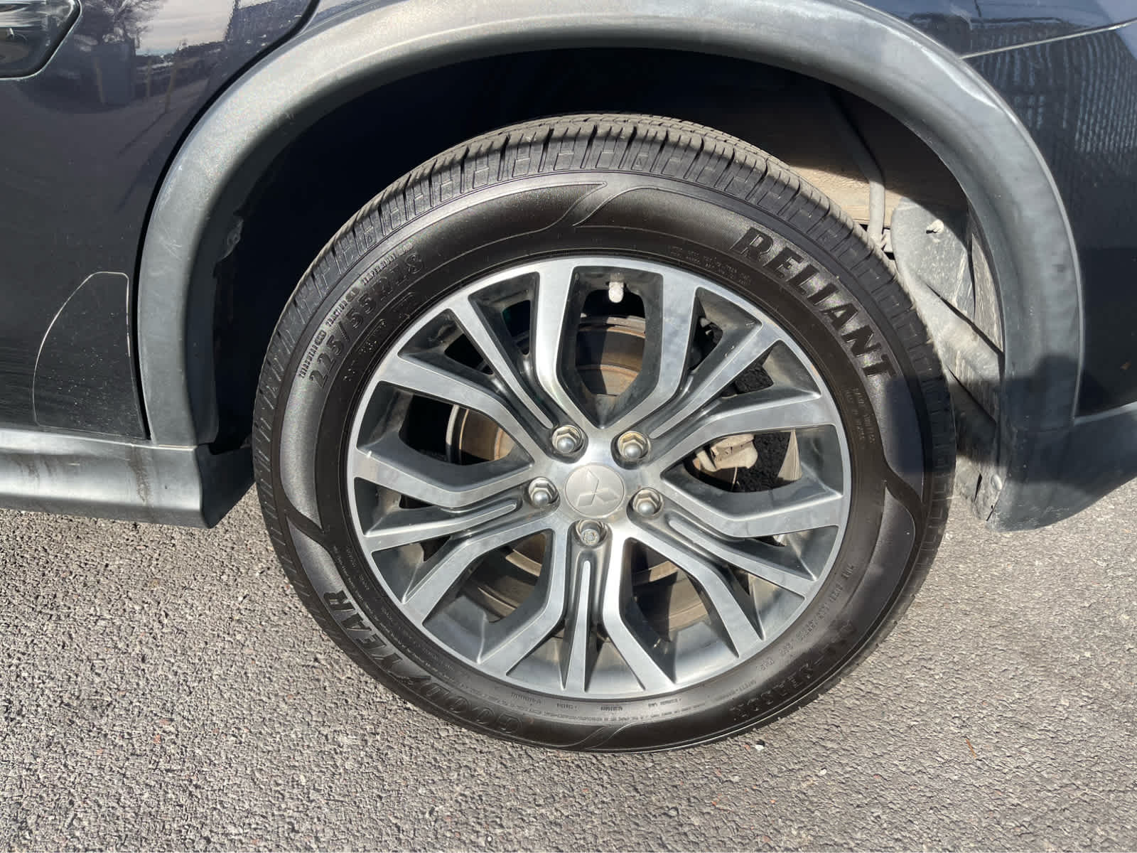 Thumbnail: 2016 Mitsubishi Outlander Sport - 11