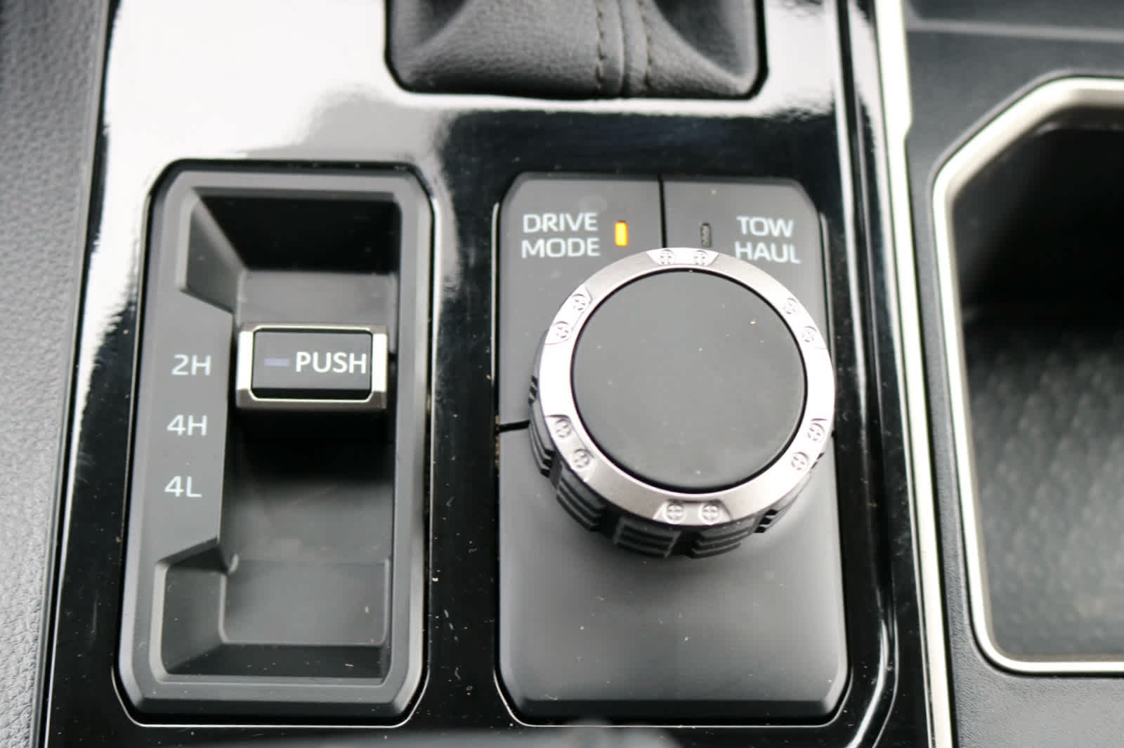 Thumbnail: 2023 Toyota Tundra - 18