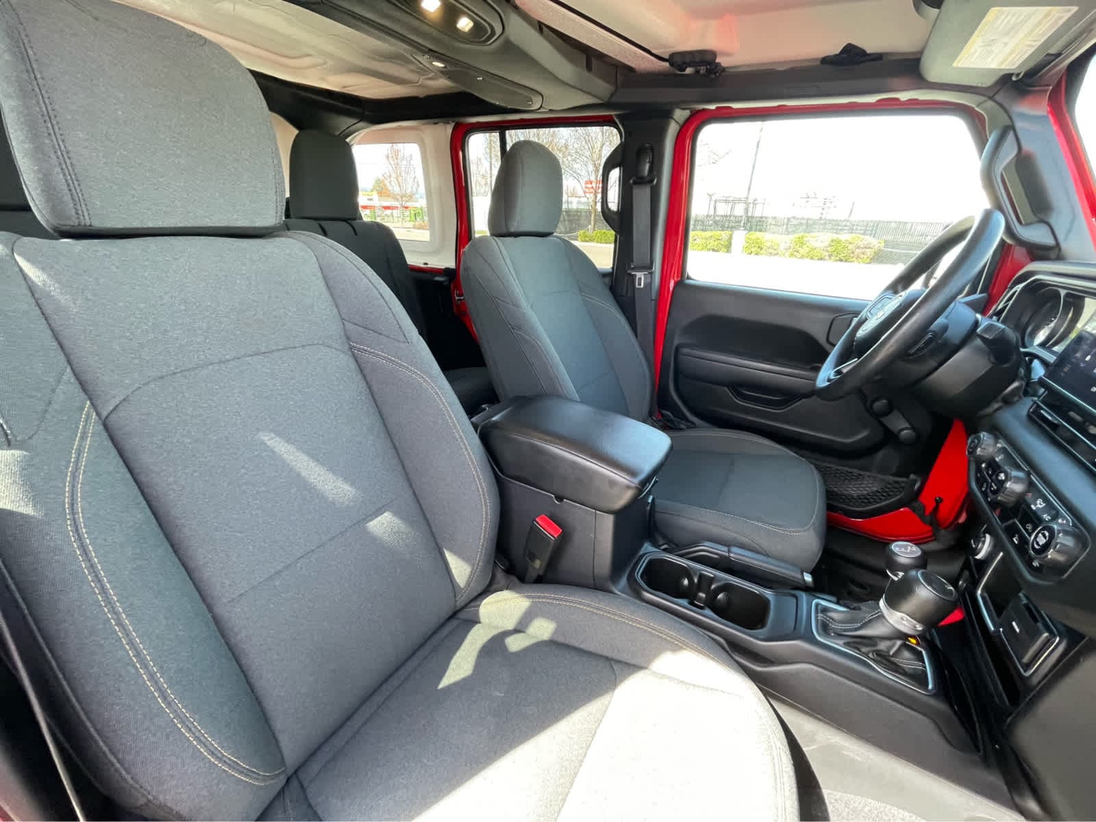 Thumbnail: 2024 Jeep Wrangler - 25