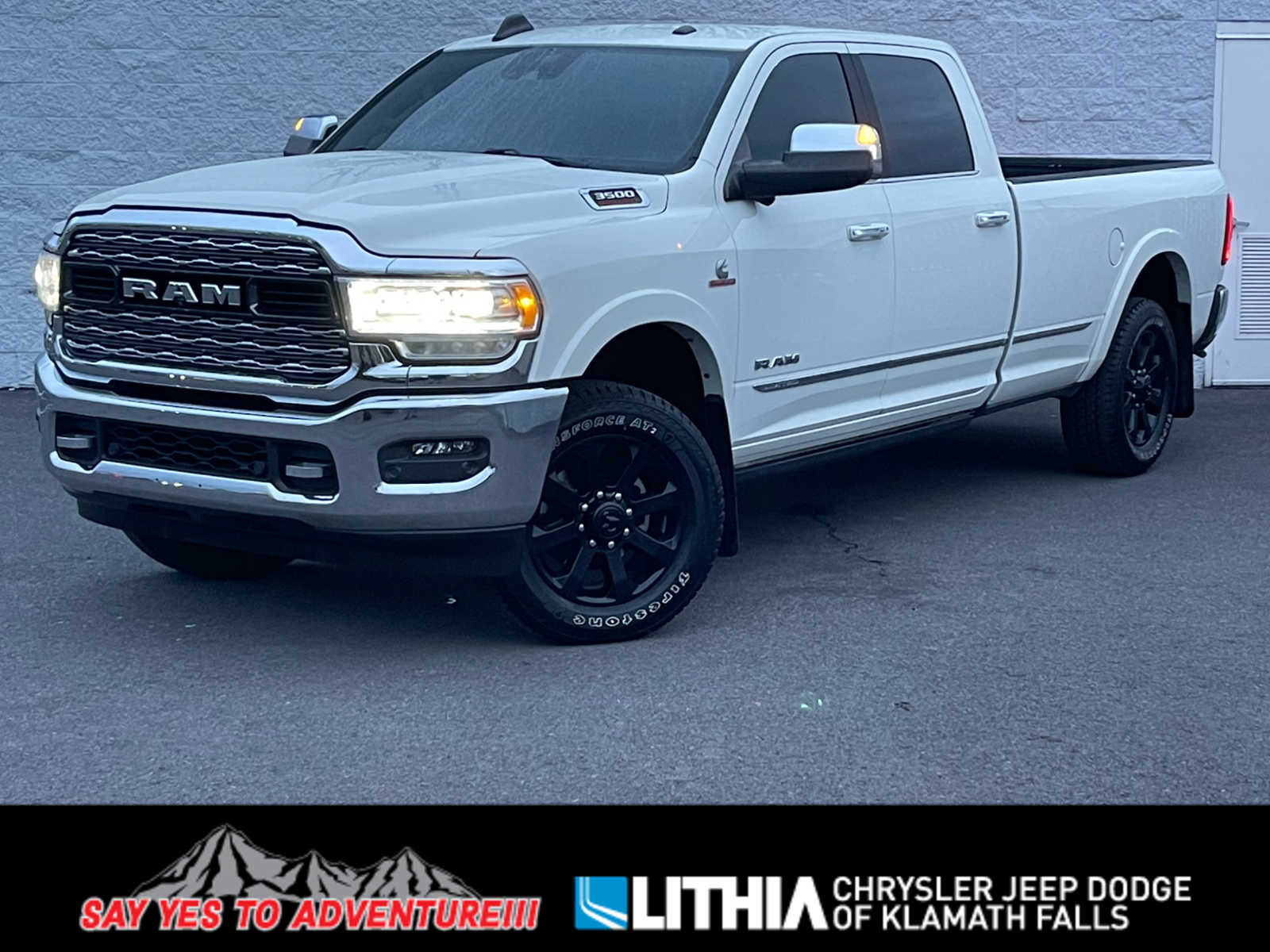 2022 RAM Ram 3500 Pickup Limited's photo
