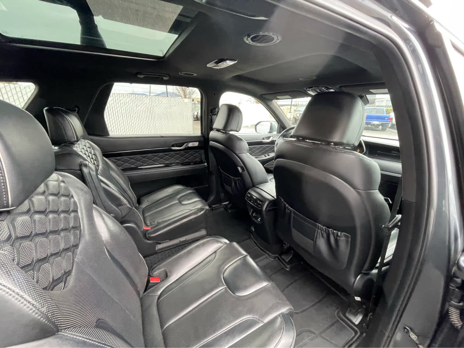 Thumbnail: 2020 Hyundai Palisade - 25