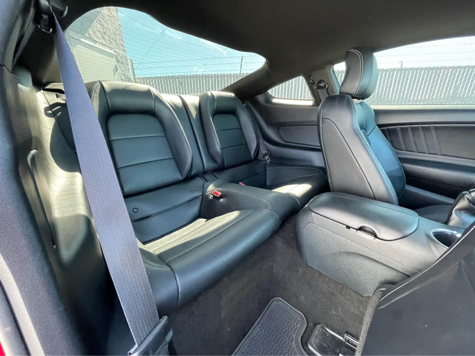 2016 Ford Mustang GT Premium 25