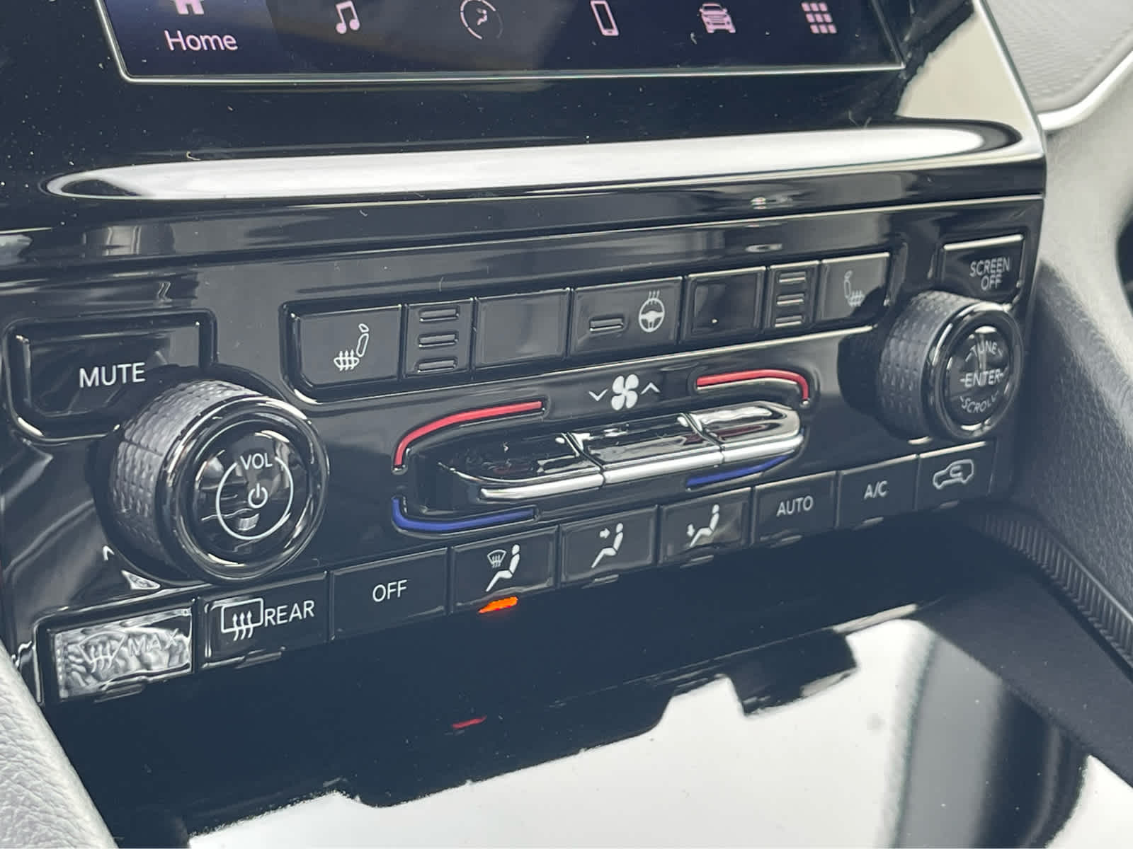 Thumbnail: 2025 Jeep Grand Cherokee - 15