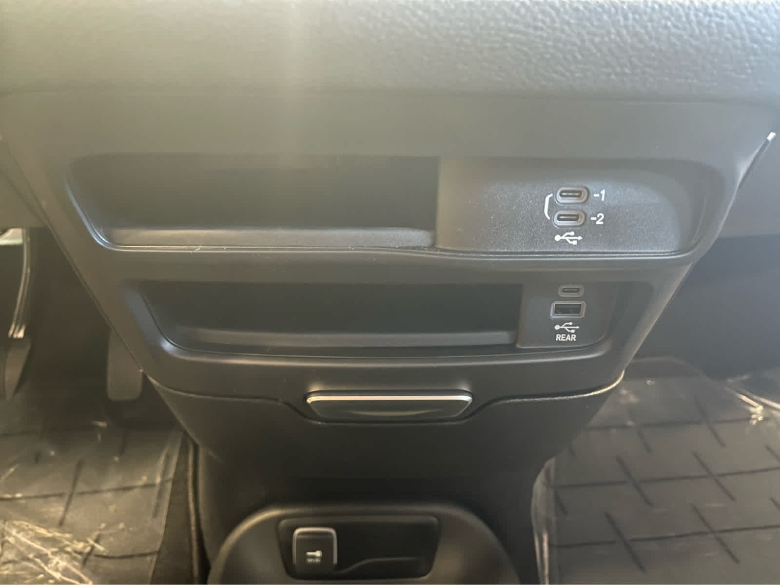 Thumbnail: 2026 Chrysler Pacifica - 19