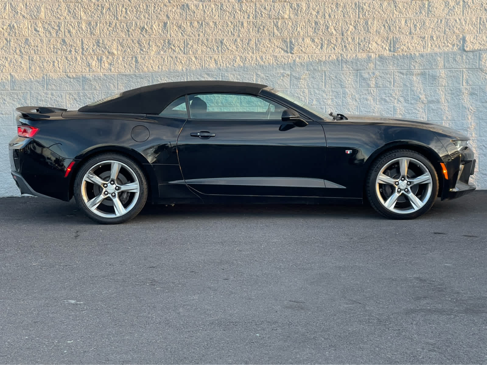 Thumbnail: 2017 Chevrolet Camaro - 5