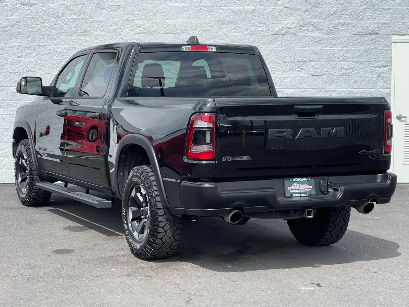 2023 Ram 1500 Rebel photo 3