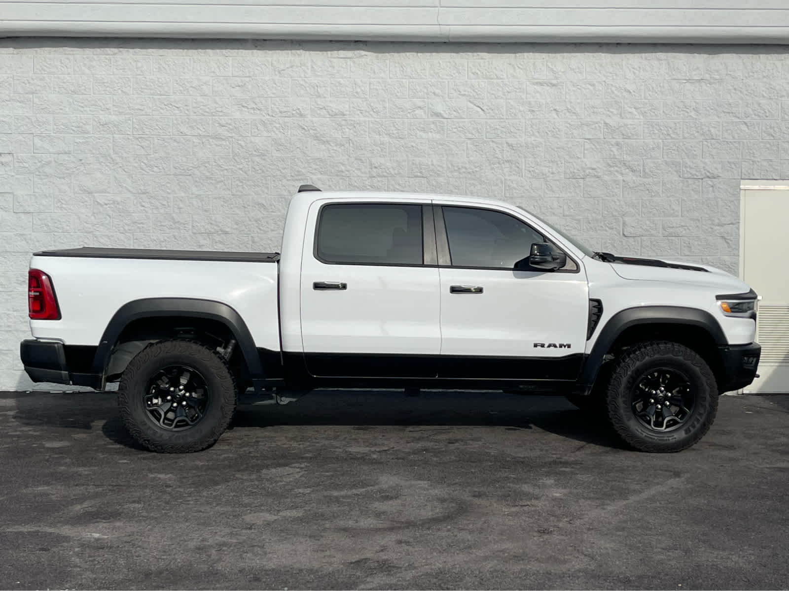 Thumbnail: 2025 RAM 1500 - 5