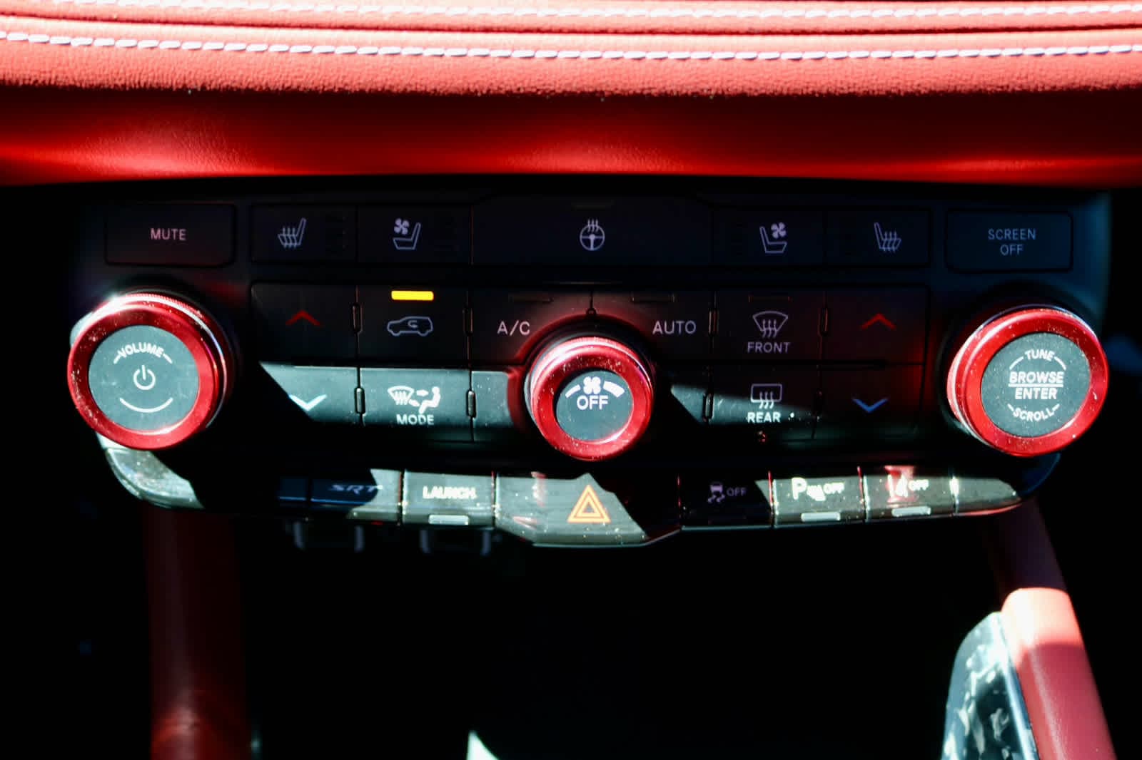 Thumbnail: 2024 Dodge Durango - 18