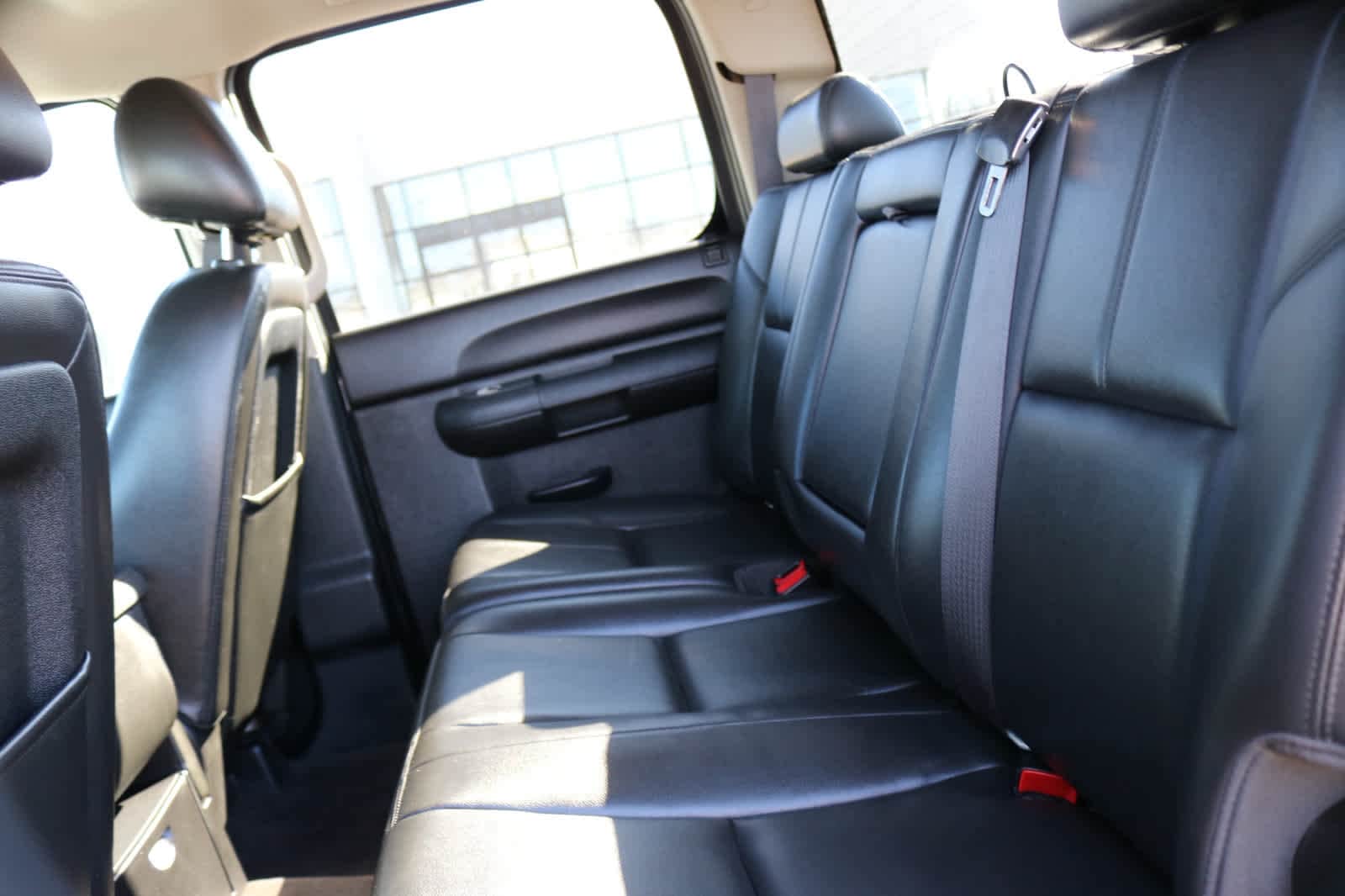 Thumbnail: 2014 Chevrolet Silverado 3500 - 28