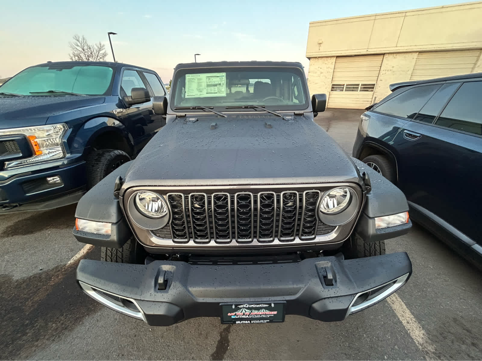 Thumbnail: 2025 Jeep Gladiator - 2