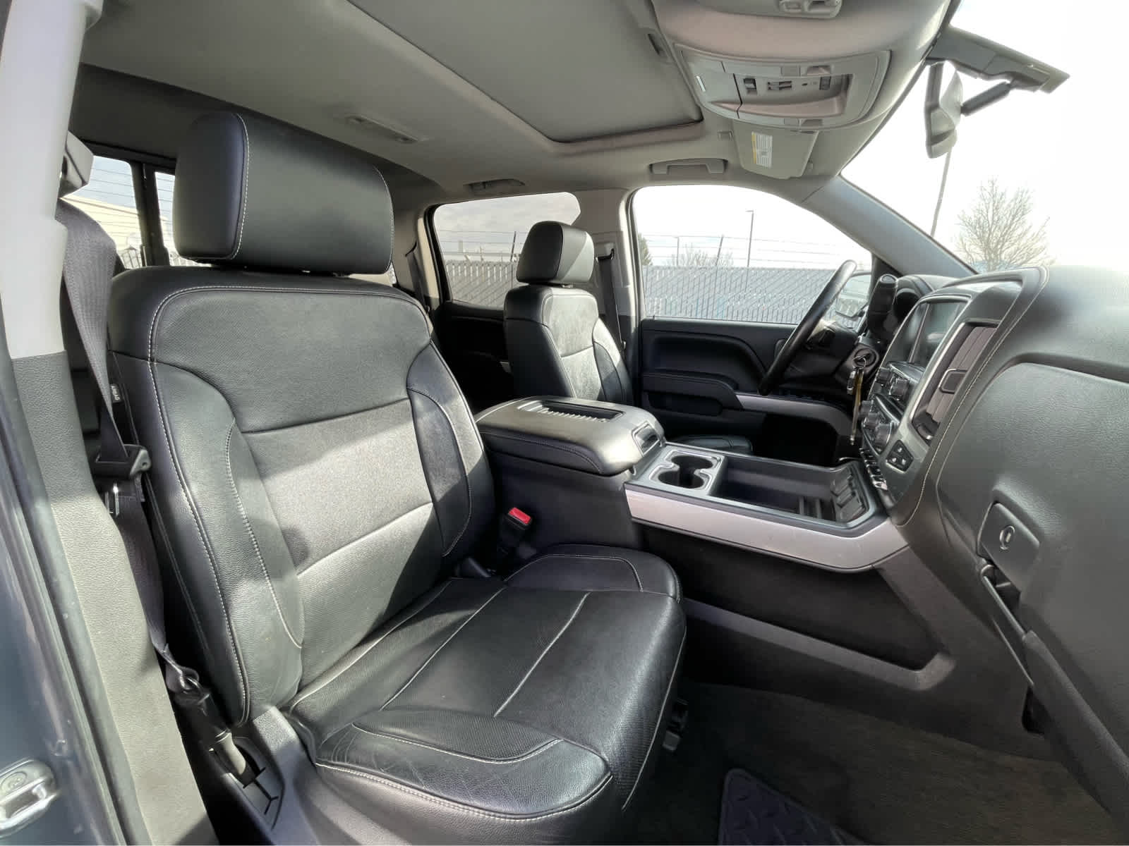 Thumbnail: 2017 Chevrolet Silverado 1500 - 28