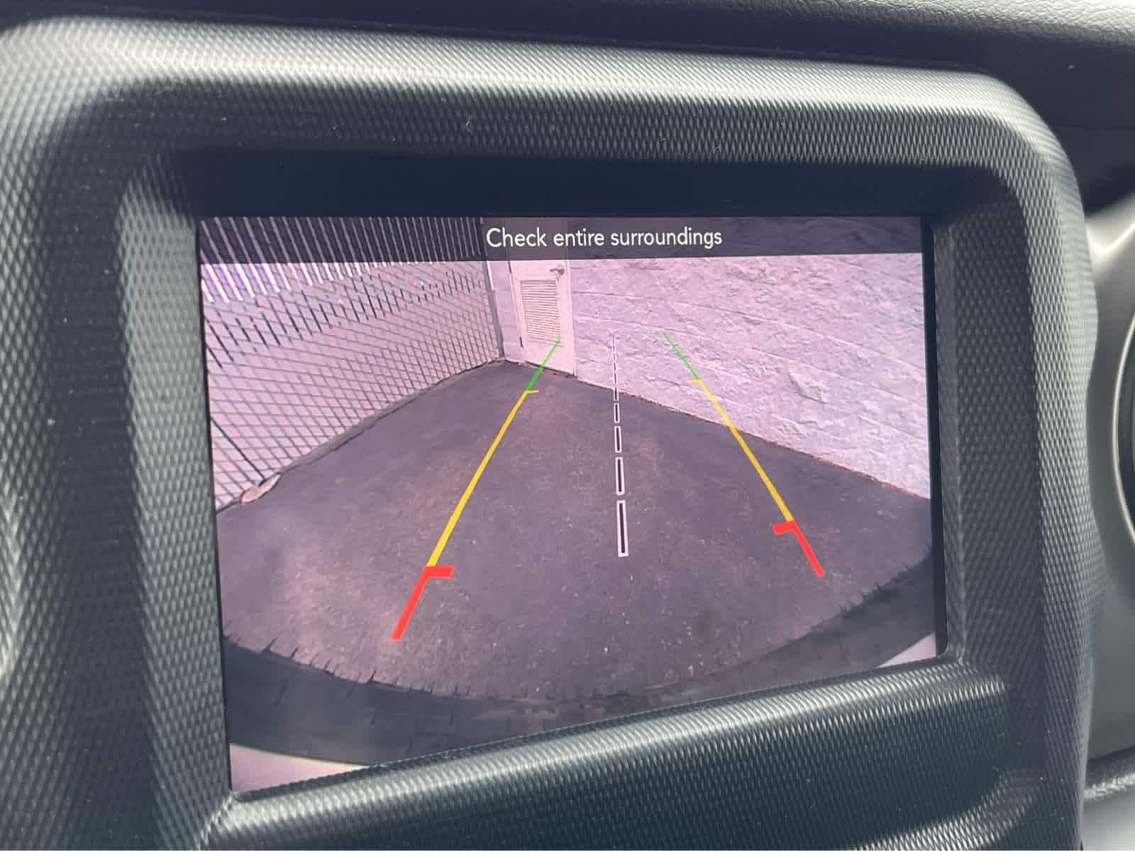 Thumbnail: 2019 Jeep Wrangler - 18