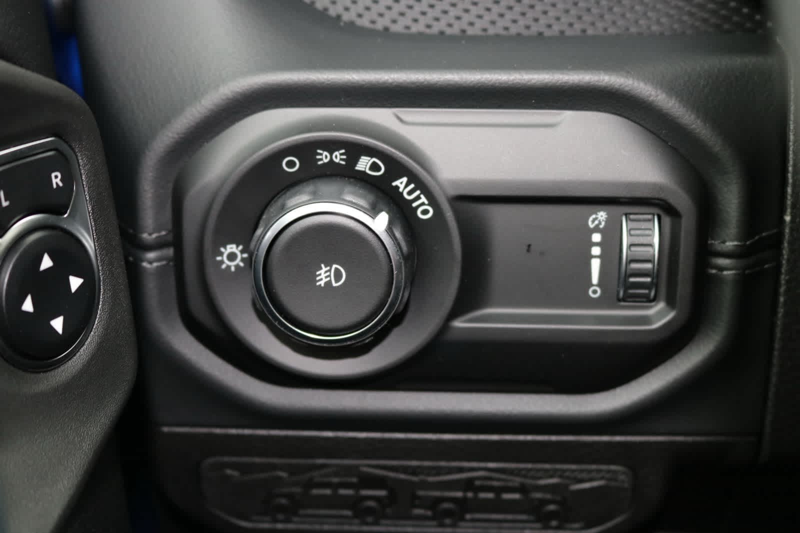 Thumbnail: 2026 Jeep Wrangler - 19
