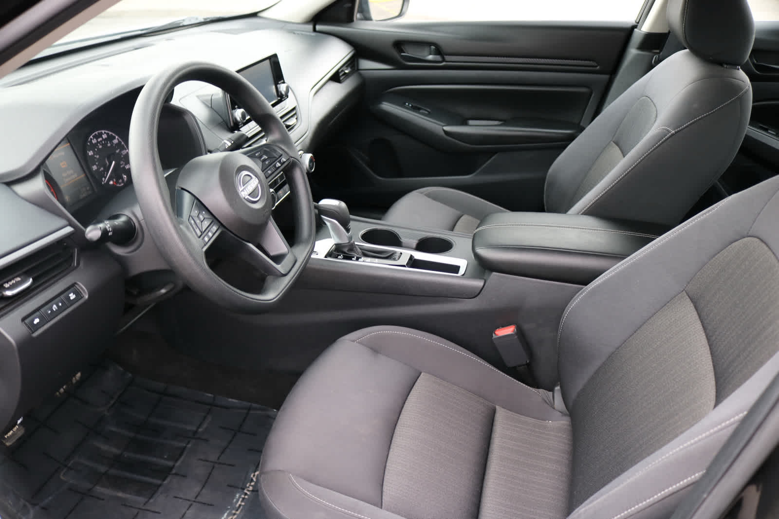 Thumbnail: 2023 Nissan Altima - 7