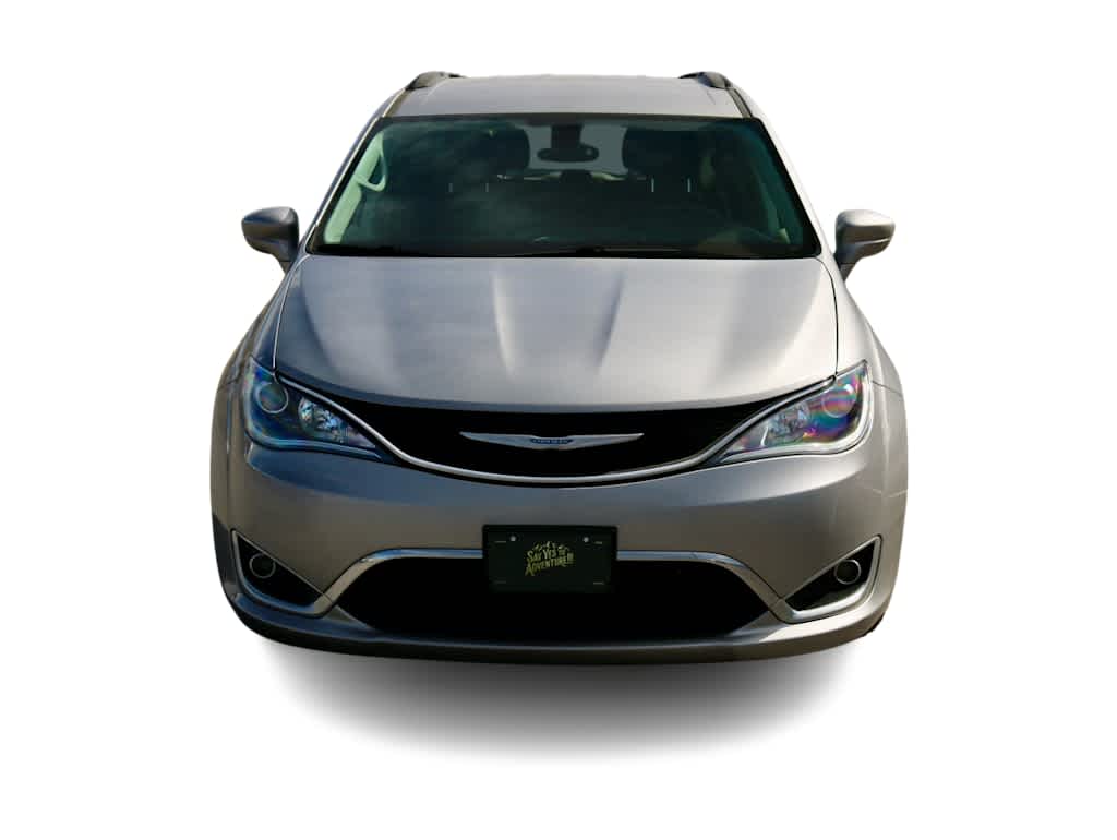 Thumbnail: 2017 Chrysler Pacifica - 2