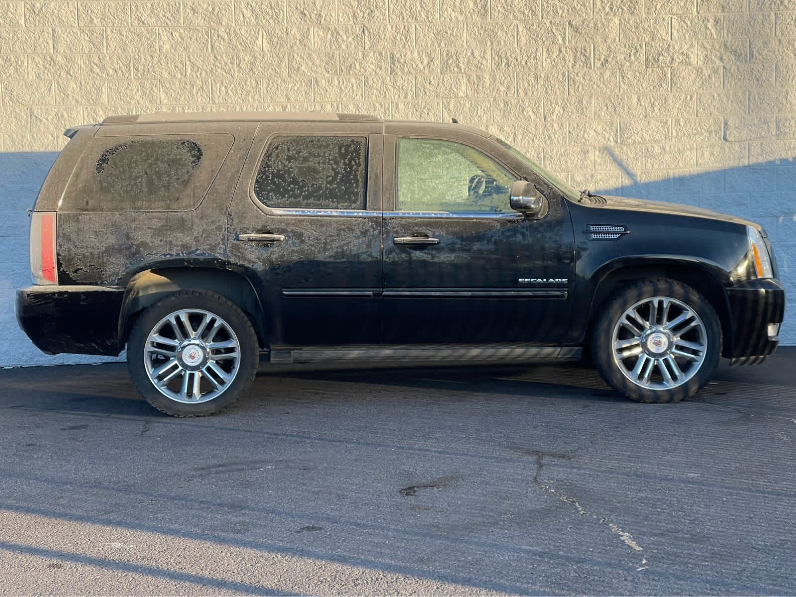 Thumbnail: 2014 Cadillac Escalade - 5