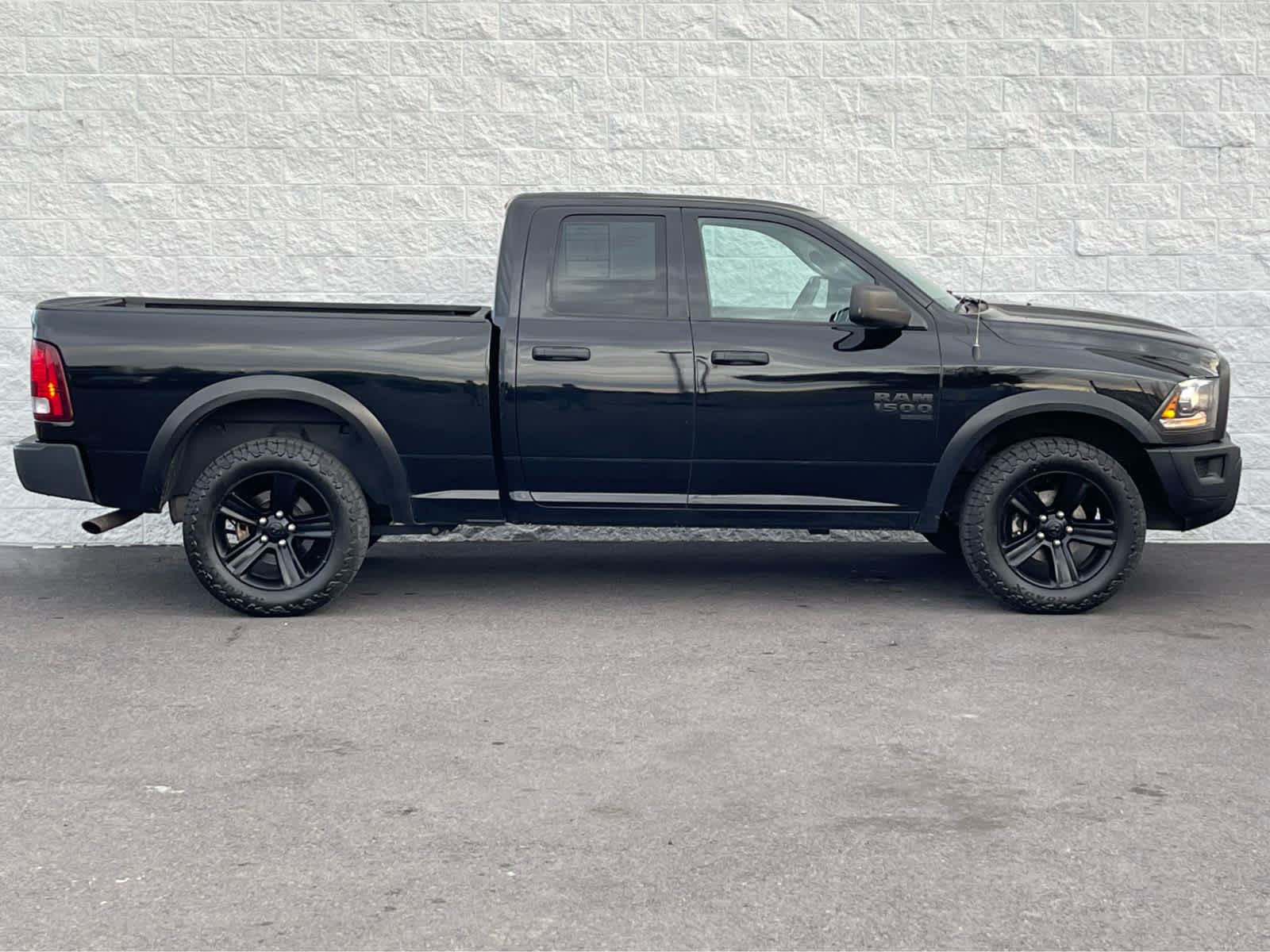 Thumbnail: 2022 RAM 1500 Classic - 5