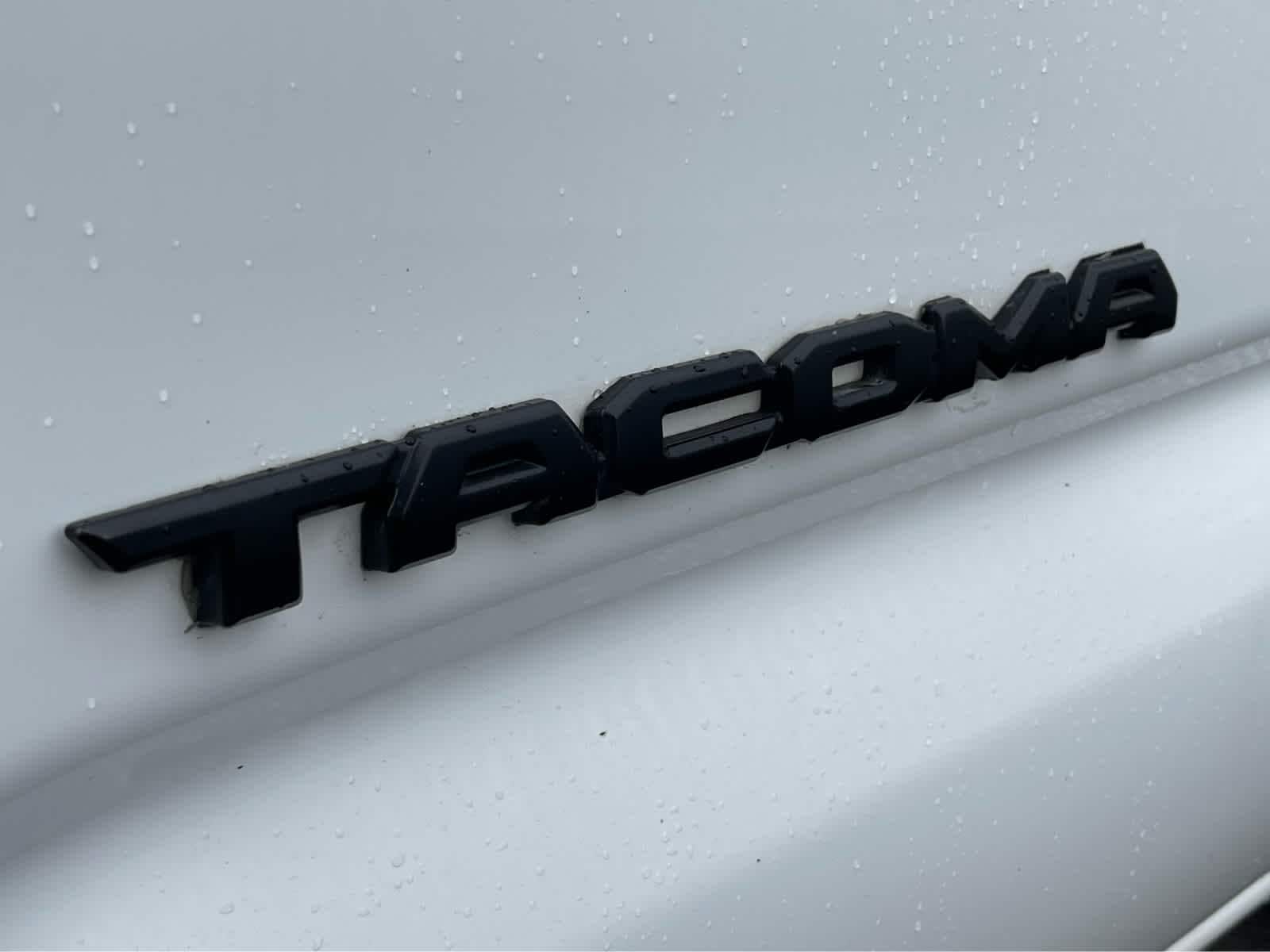 Thumbnail: 2022 Toyota Tacoma - 9
