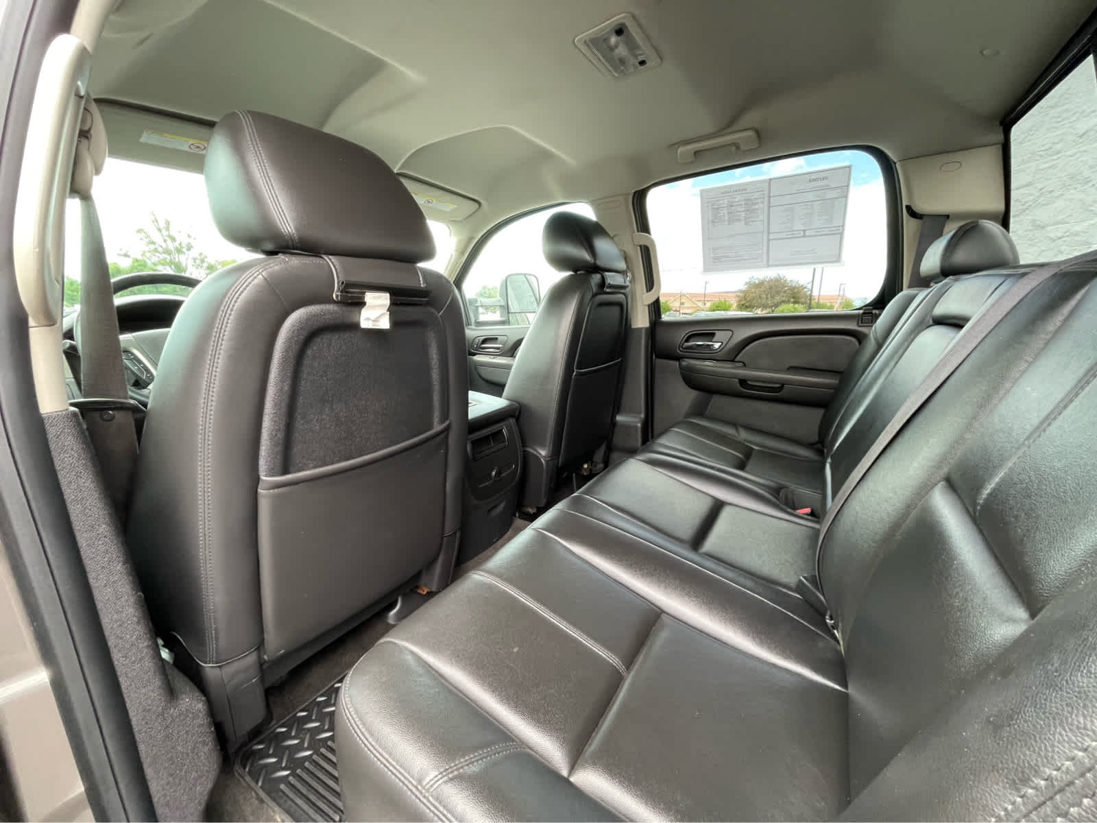 Thumbnail: 2012 Chevrolet Silverado 3500 - 24