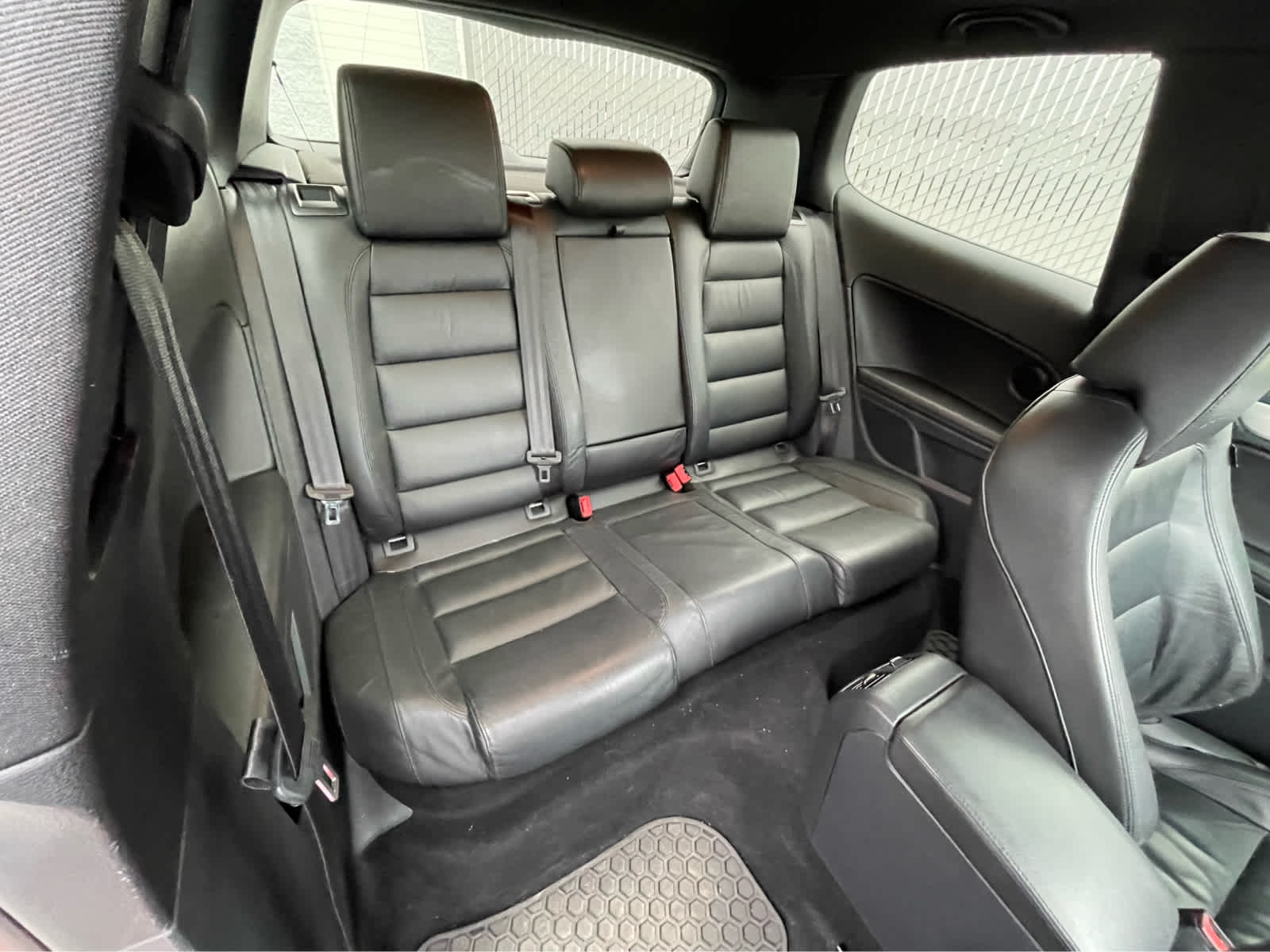 Thumbnail: 2013 Volkswagen Golf - 25