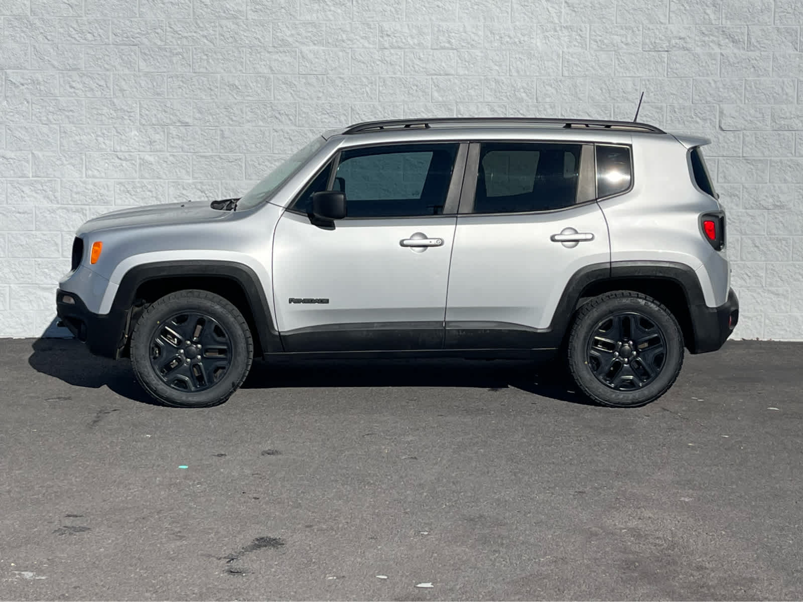 Thumbnail: 2021 Jeep Renegade - 4