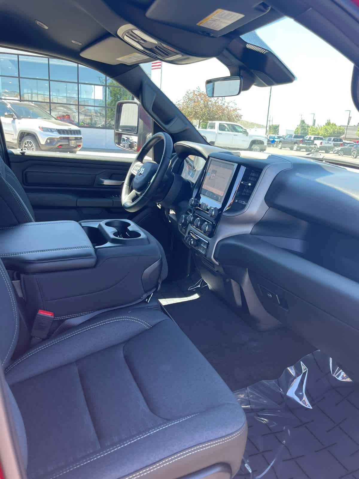 Thumbnail: 2026 RAM 1500 - 23