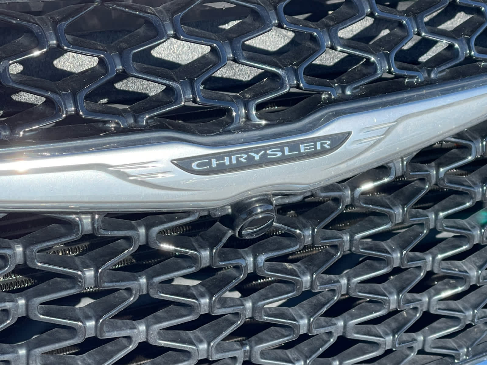 Thumbnail: 2024 Chrysler Pacifica - 6