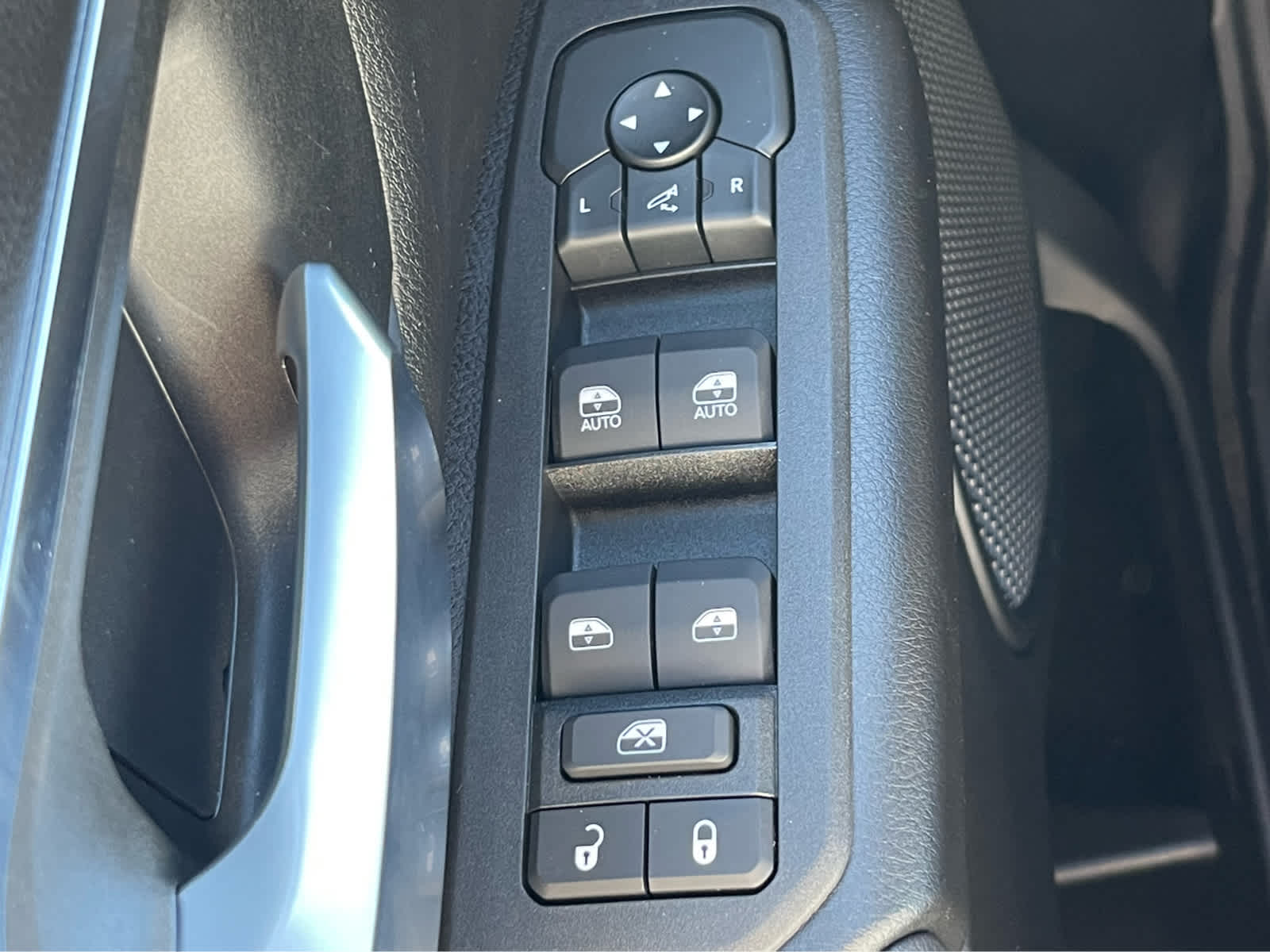 Thumbnail: 2026 RAM 1500 - 20