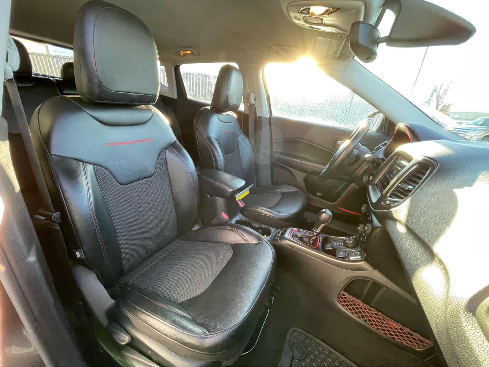 Thumbnail: 2020 Jeep Compass - 30