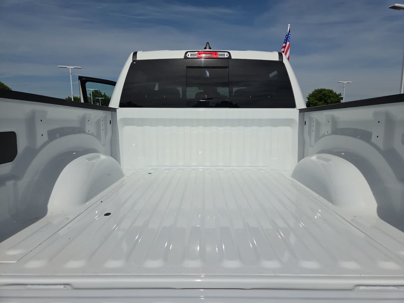 Thumbnail: 2026 RAM 1500 - 27