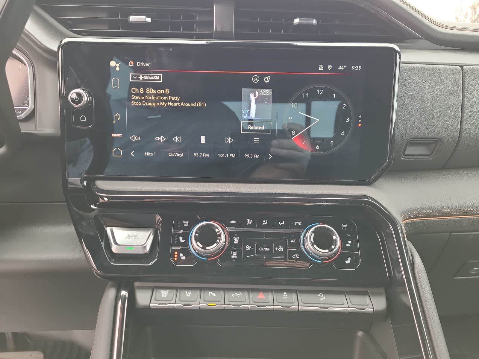 Thumbnail: 2024 GMC Sierra 2500 - 24