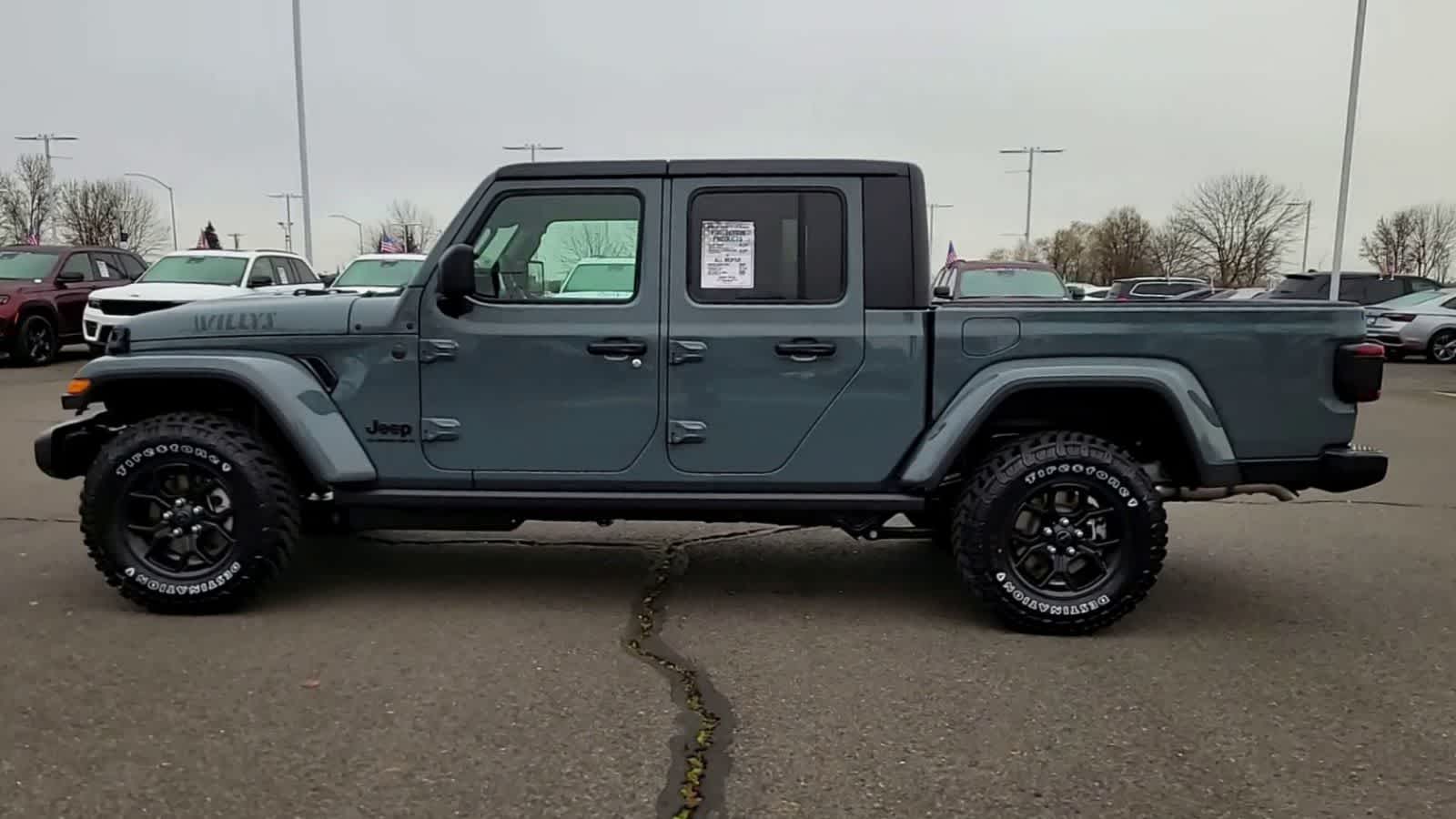 Thumbnail: 2026 Jeep Gladiator - 5