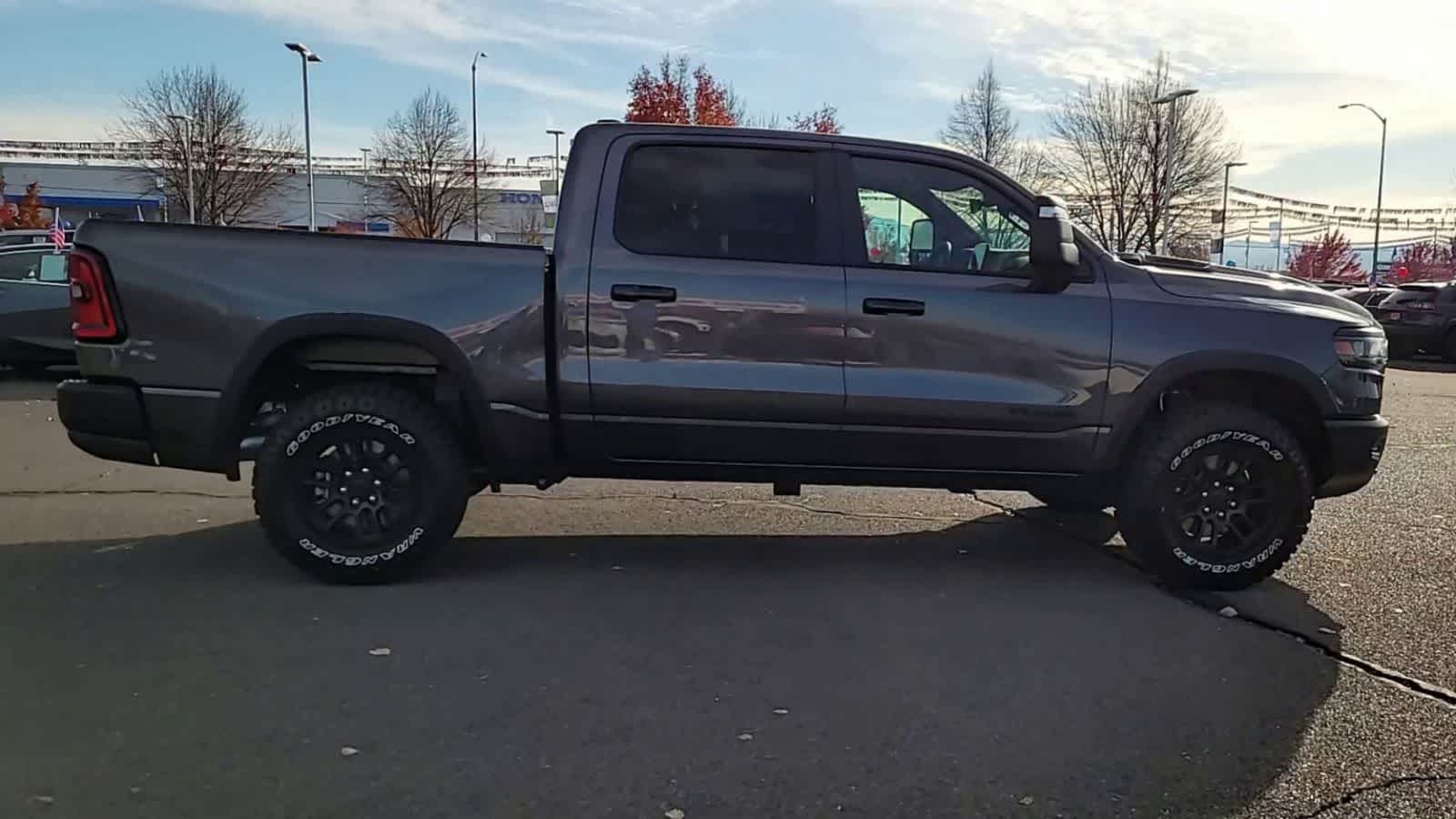 Thumbnail: 2026 RAM 1500 - 9