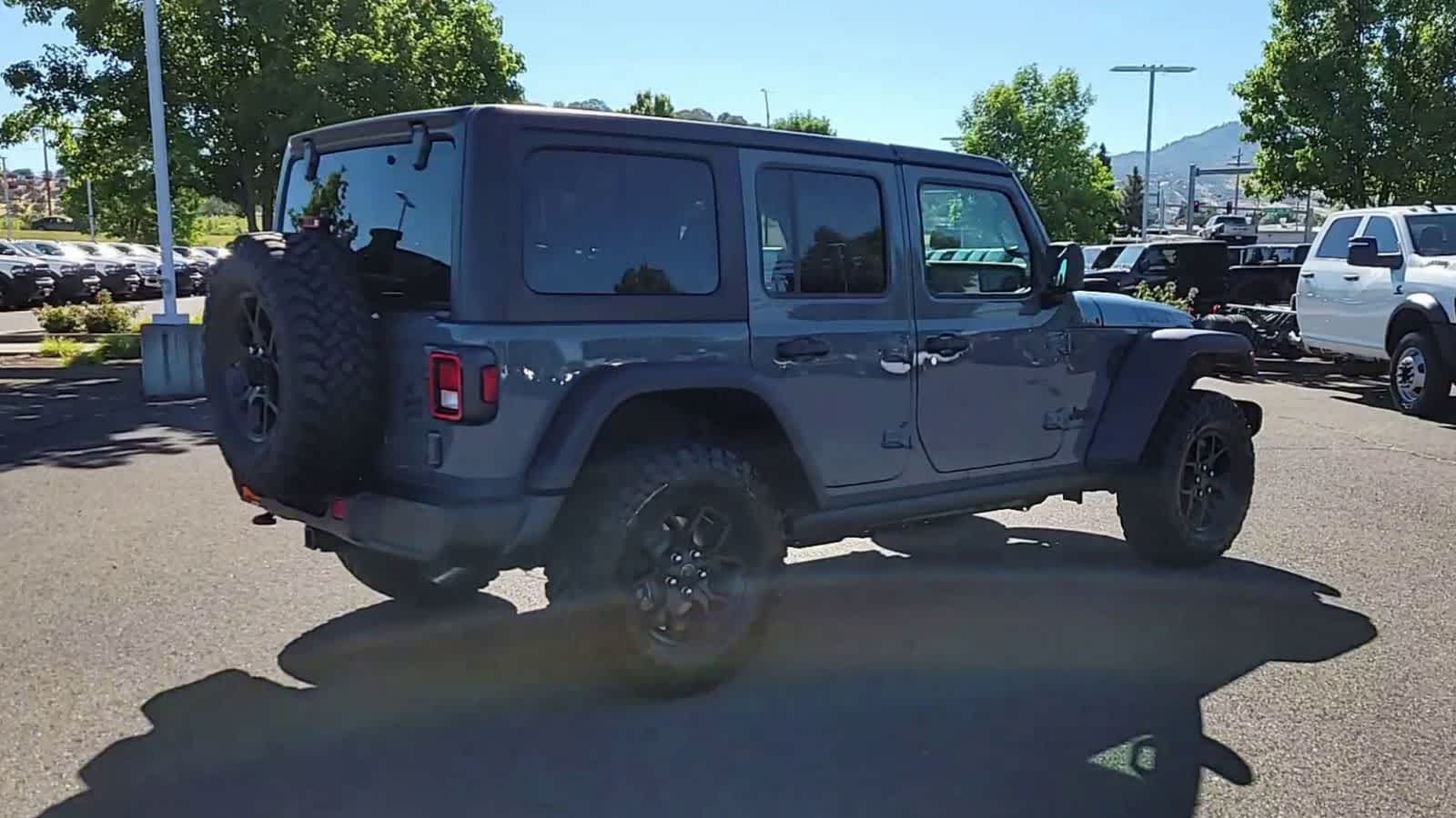 Thumbnail: 2024 Jeep Wrangler - 8