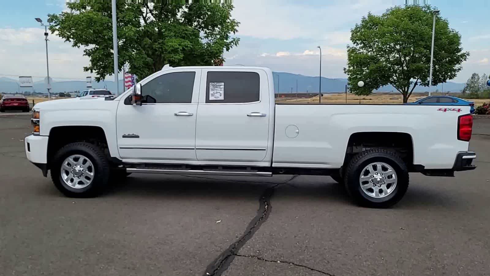 Thumbnail: 2015 Chevrolet Silverado 3500 - 5