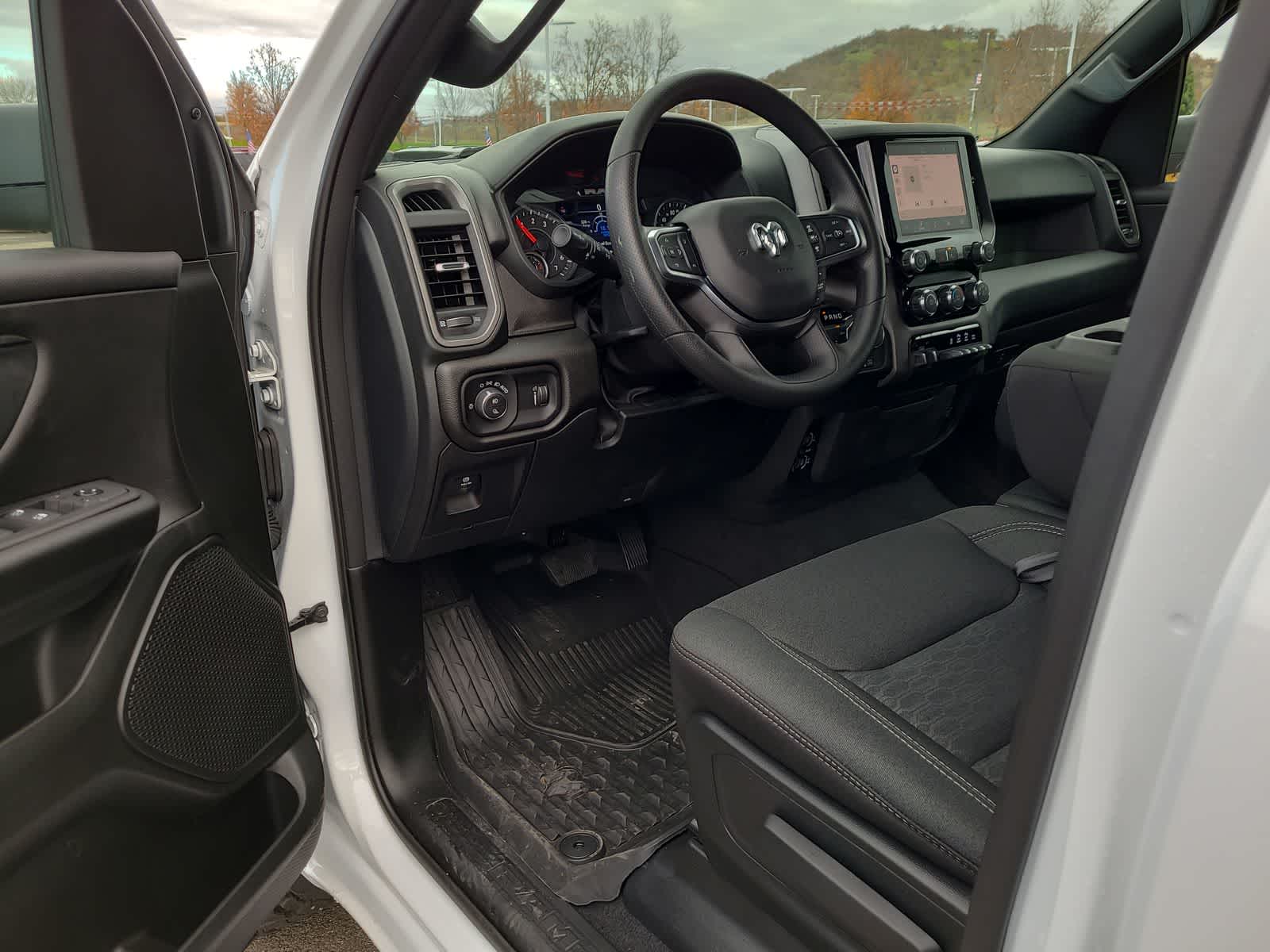 Thumbnail: 2026 RAM 1500 - 10