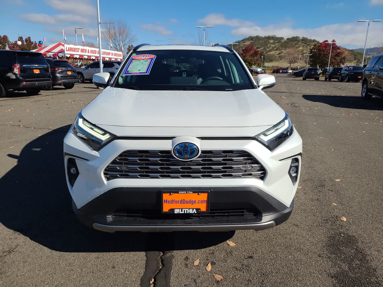 Thumbnail: 2024 Toyota RAV4 - 14