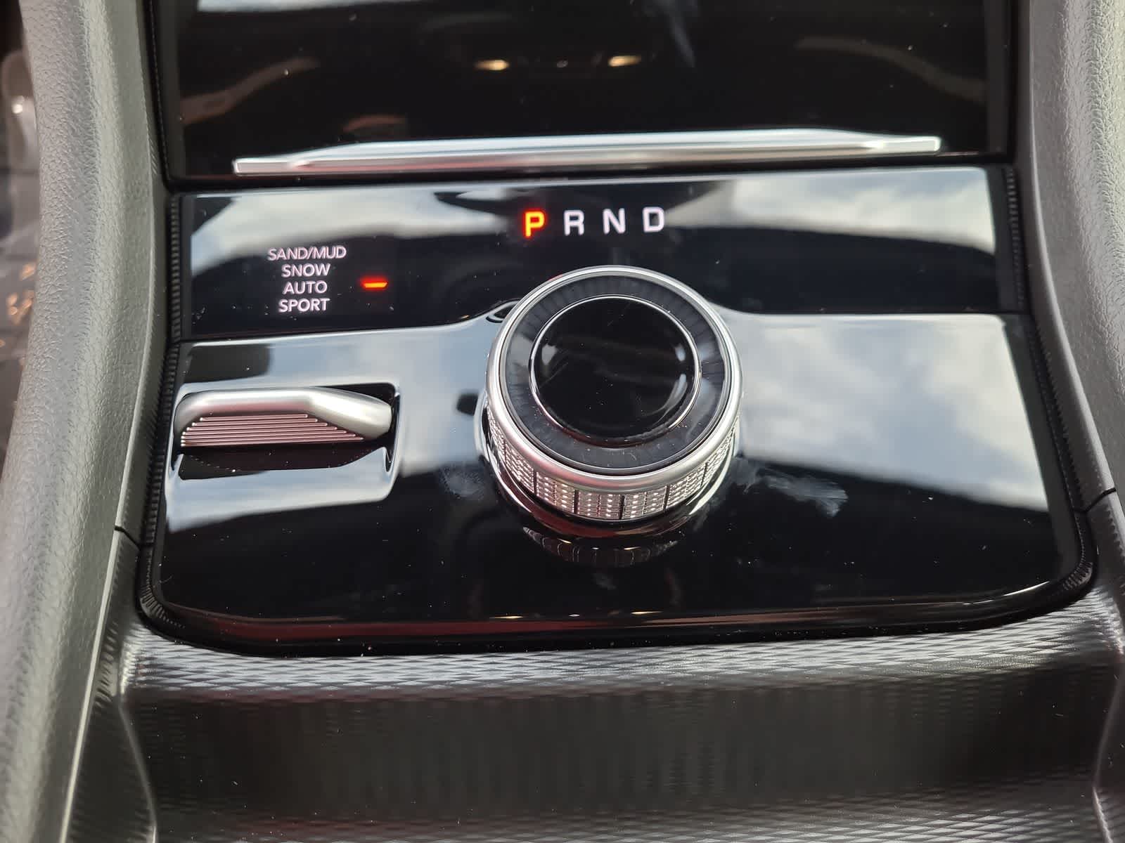 Thumbnail: 2026 Jeep Grand Cherokee - 25