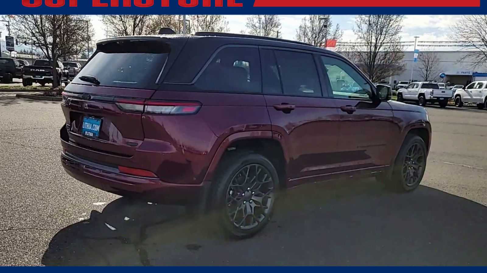 Thumbnail: 2026 Jeep Grand Cherokee - 8