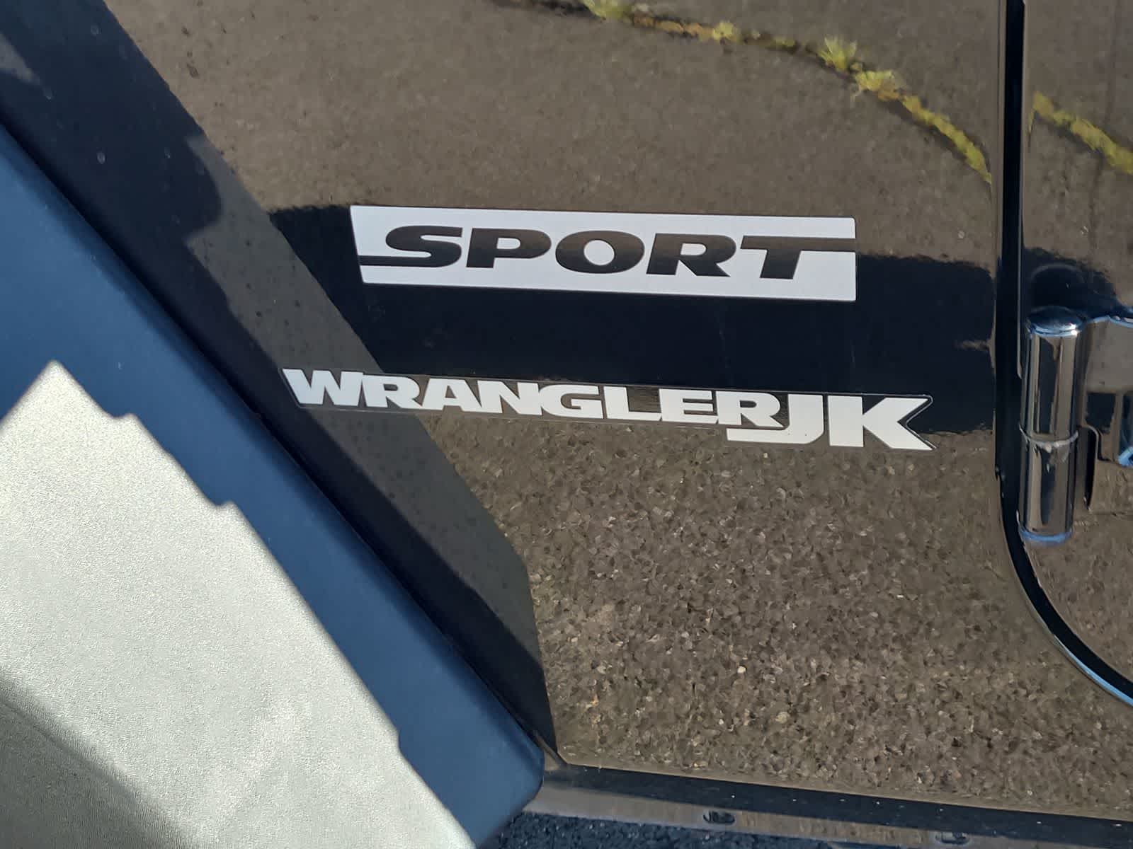 Thumbnail: 2018 Jeep Wrangler - 15