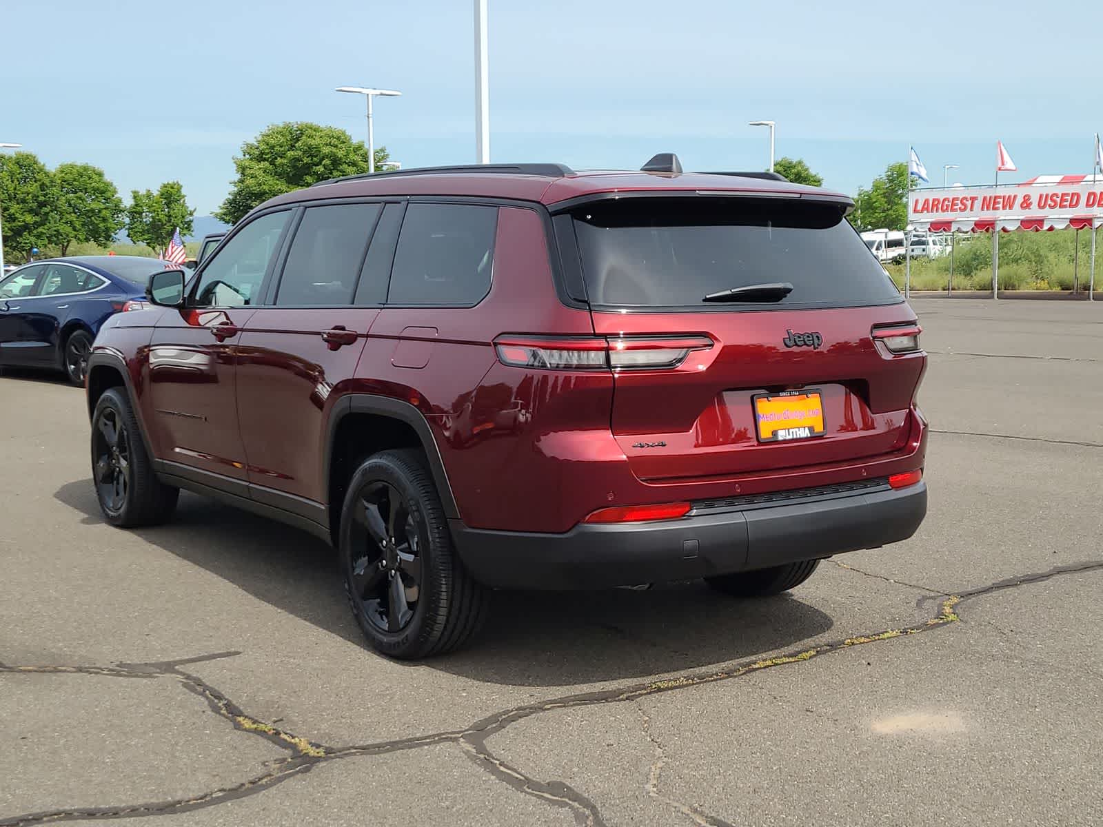 Thumbnail: 2025 Jeep Grand Cherokee - 12