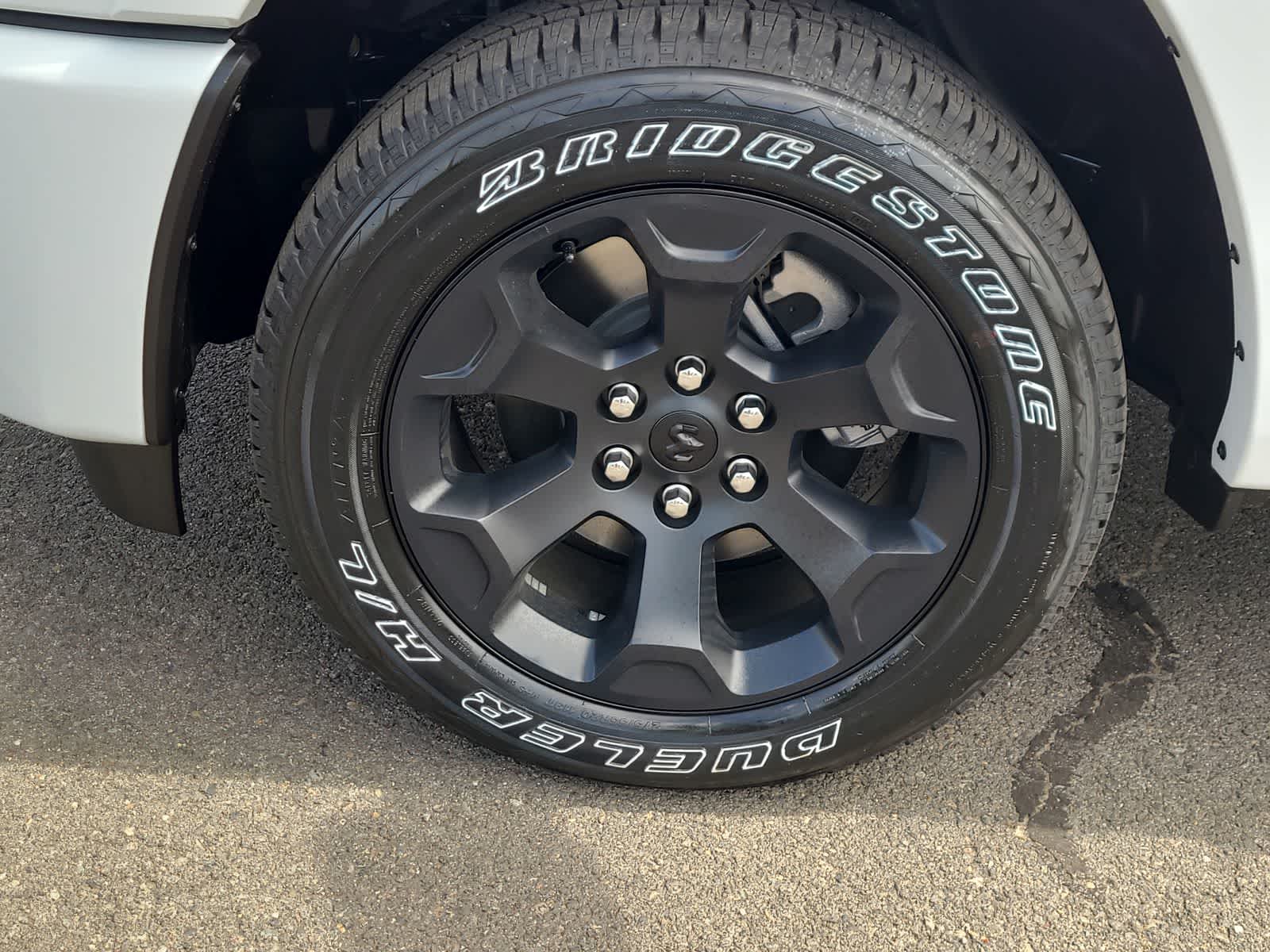 Thumbnail: 2025 RAM 1500 - 16