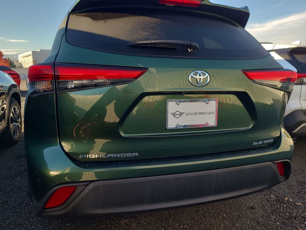 Used 2023 Toyota Highlander XLE SUV