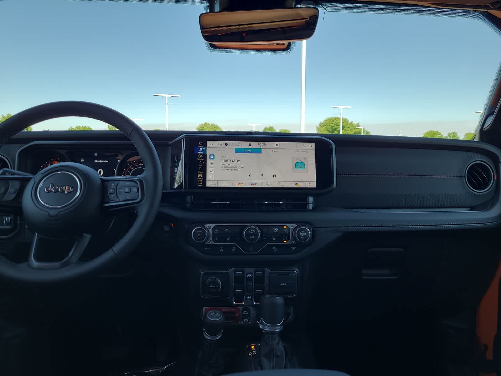 Thumbnail: 2025 Jeep Wrangler - 18