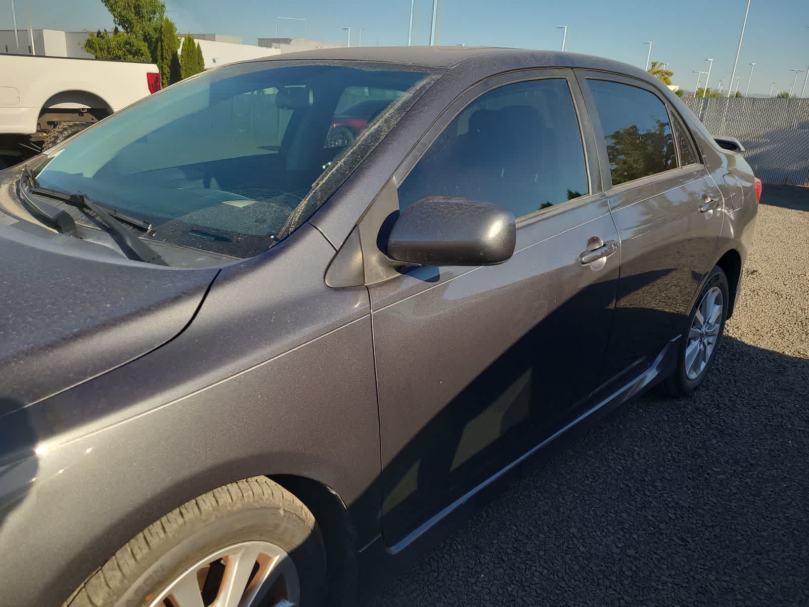 Thumbnail: 2010 Toyota Corolla - 2