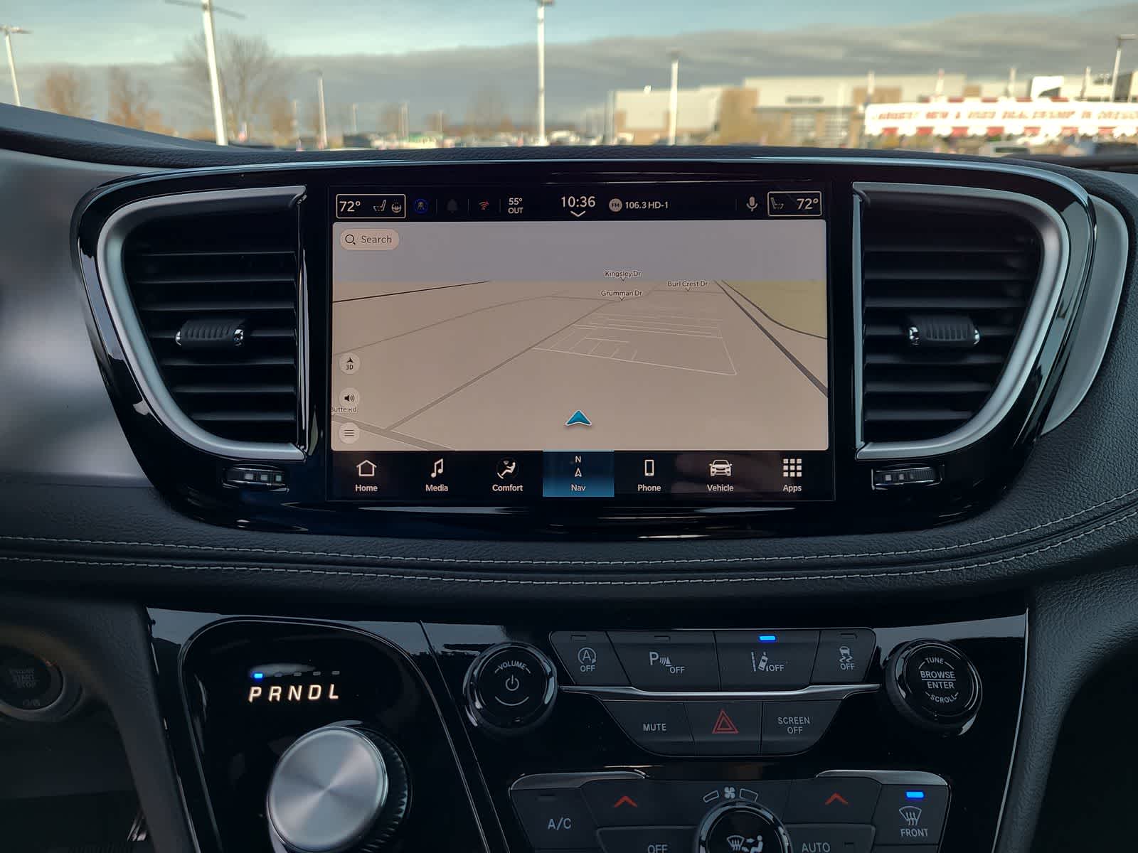 Thumbnail: 2026 Chrysler Pacifica - 24