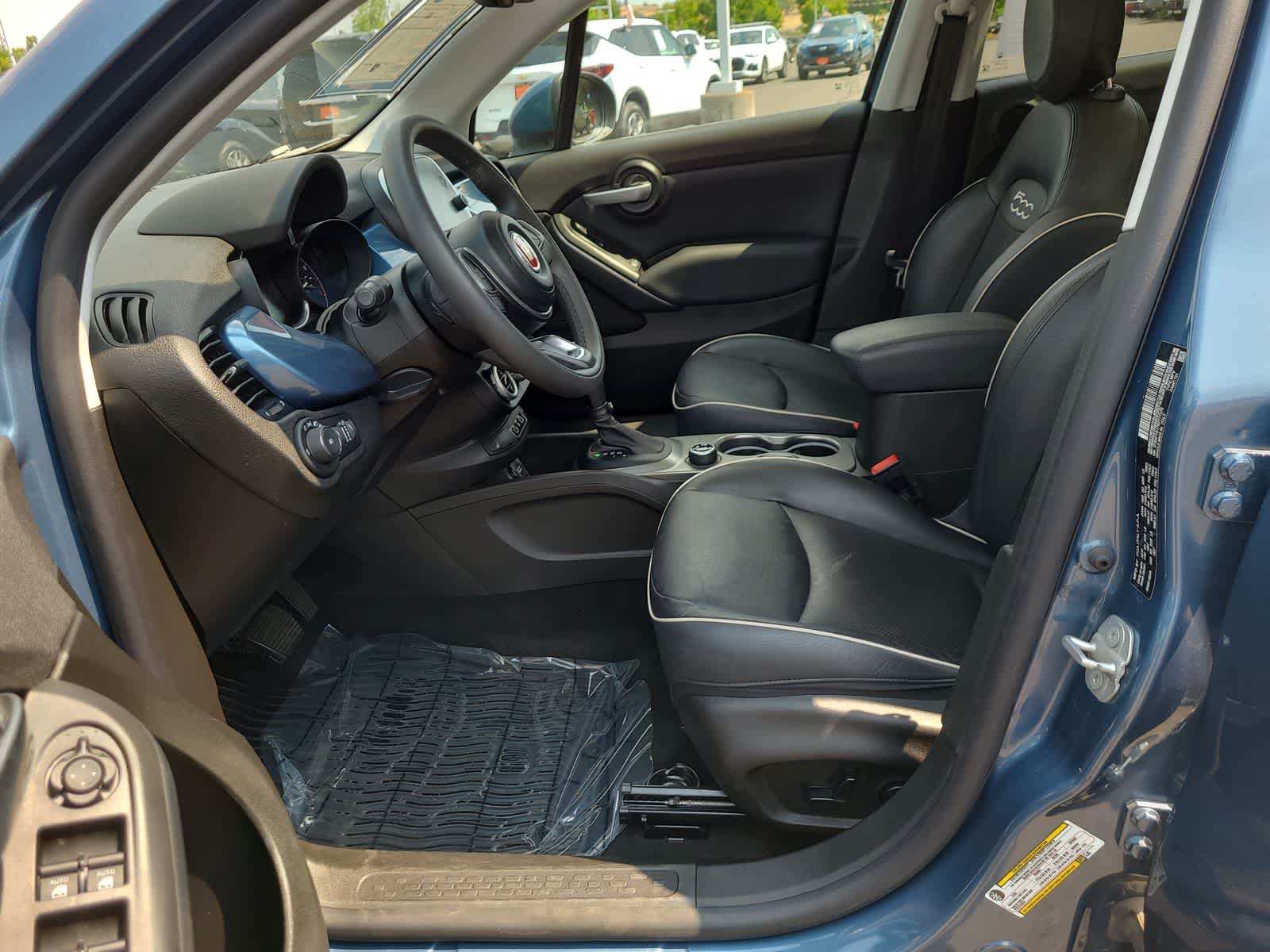 Thumbnail: 2019 Fiat 500X - 19