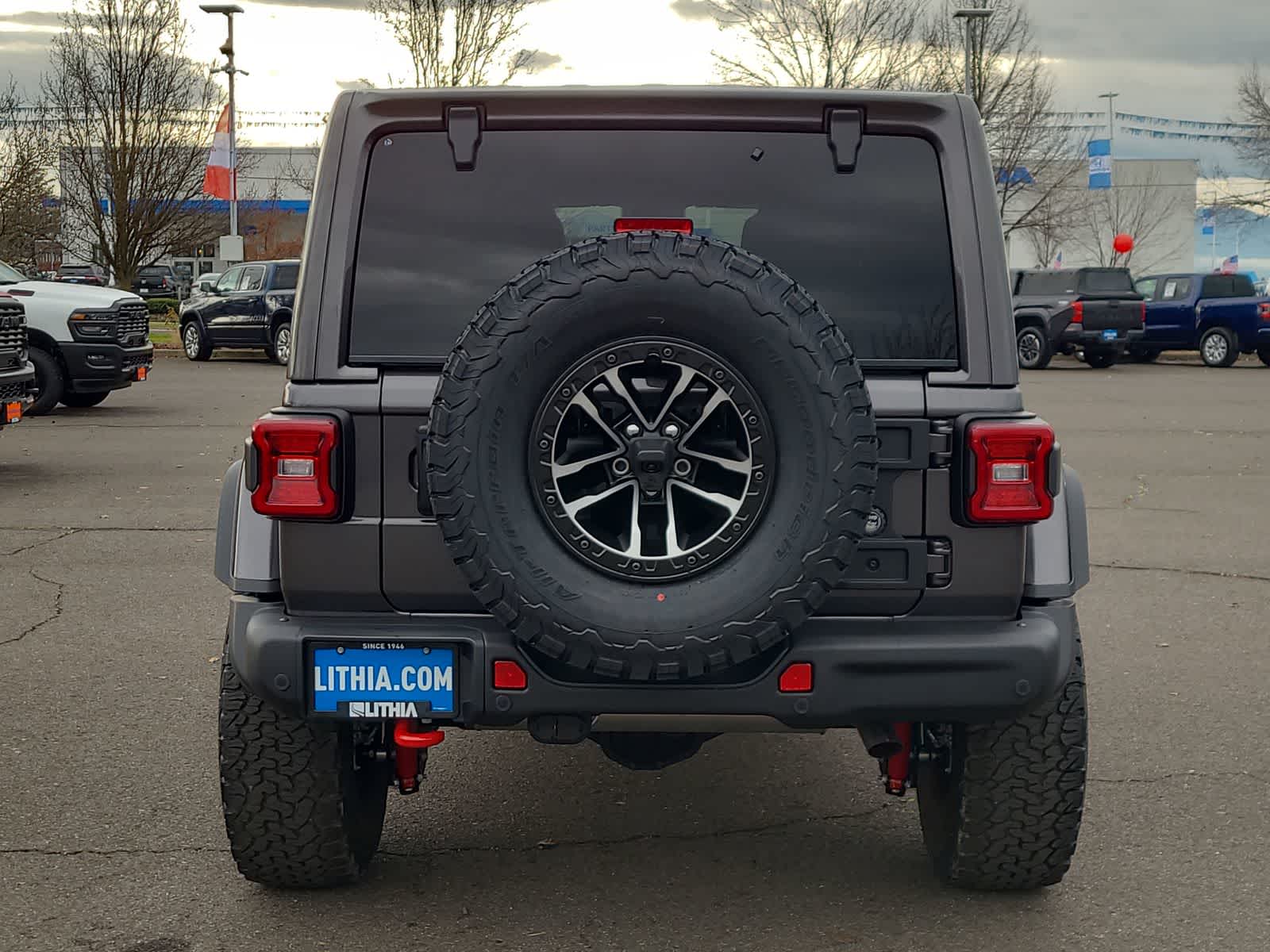 Thumbnail: 2025 Jeep Wrangler - 13