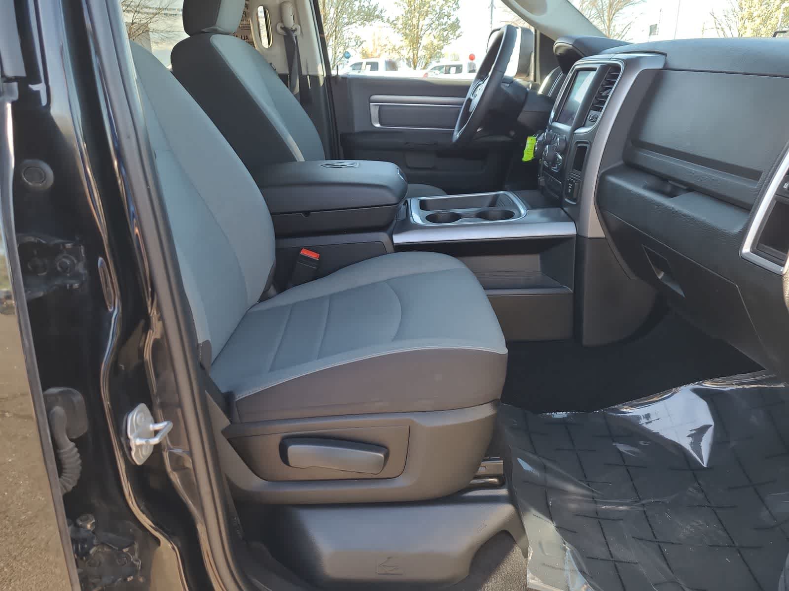 Thumbnail: 2023 RAM 1500 Classic - 22